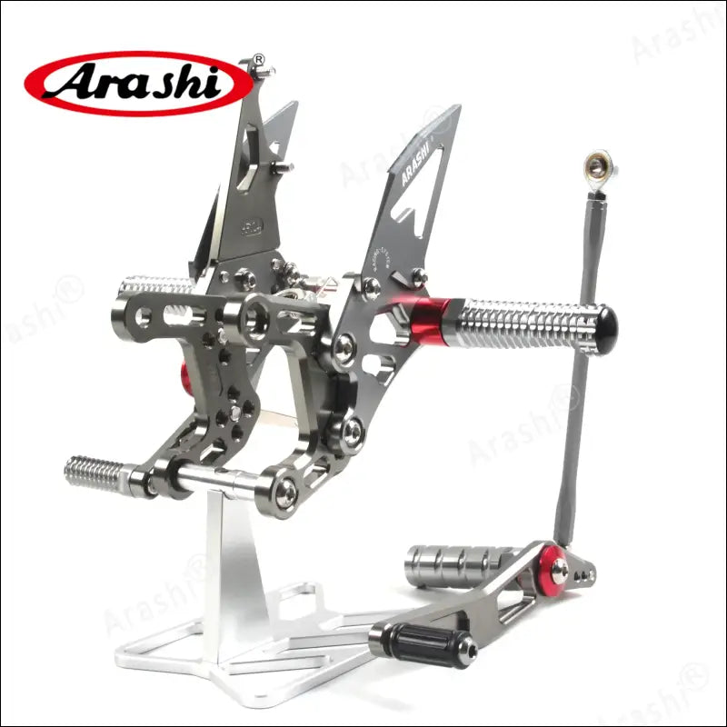 Arashi CNC-verstellbare Fußrasten für Yamaha YZF-R1 (2009-2014)