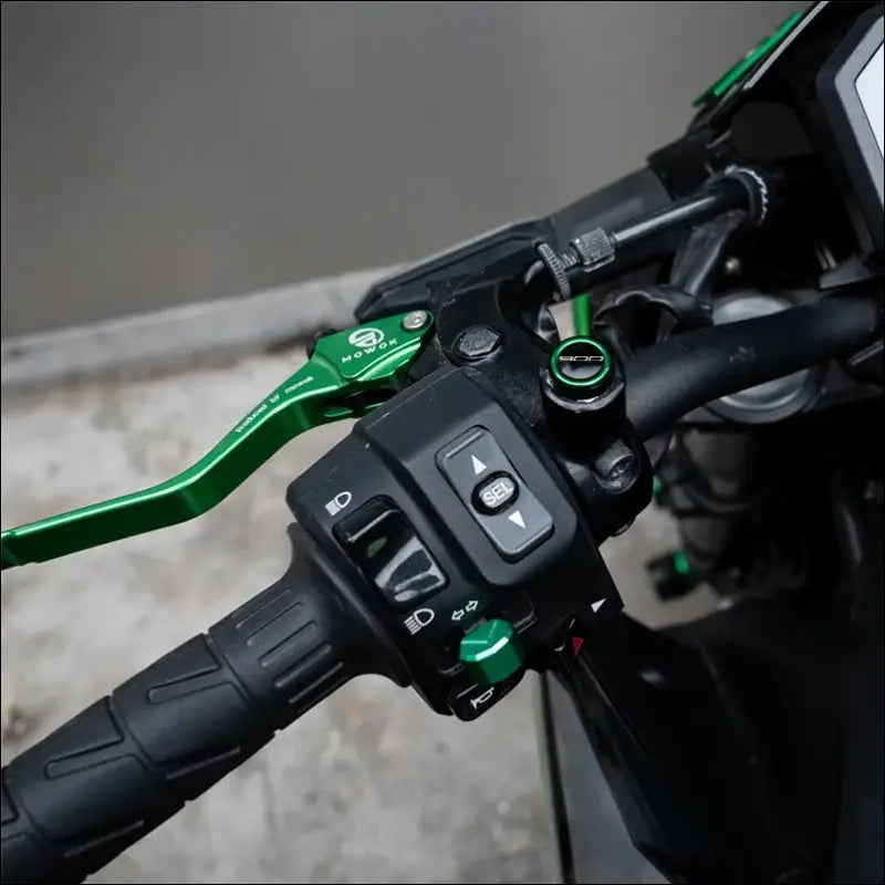 Kawasaki Z900 Spiegelloch Abdeckungen Z900SE Entfernst