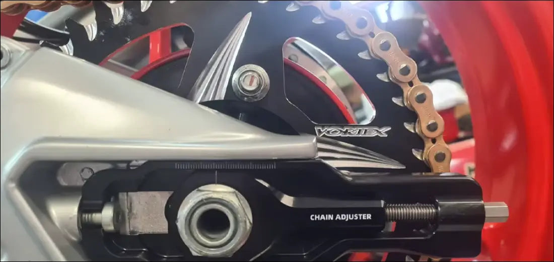 Kettenspanner für Aprilia RS 660 (2020-2024) | CNC Kettenspannung Einsteller