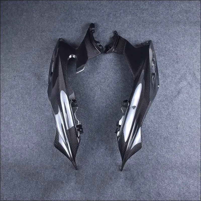 Yamaha R6 (2017–2024) Carbonfaser Spoiler Seitenteile Verkleidung