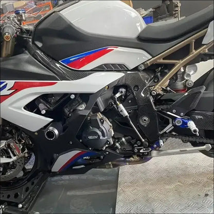 Einstellbare Motorrad-Fußrastenanlage für BMW S1000RR (2019–2024) und M1000RR (2021–2024) - Lavender
