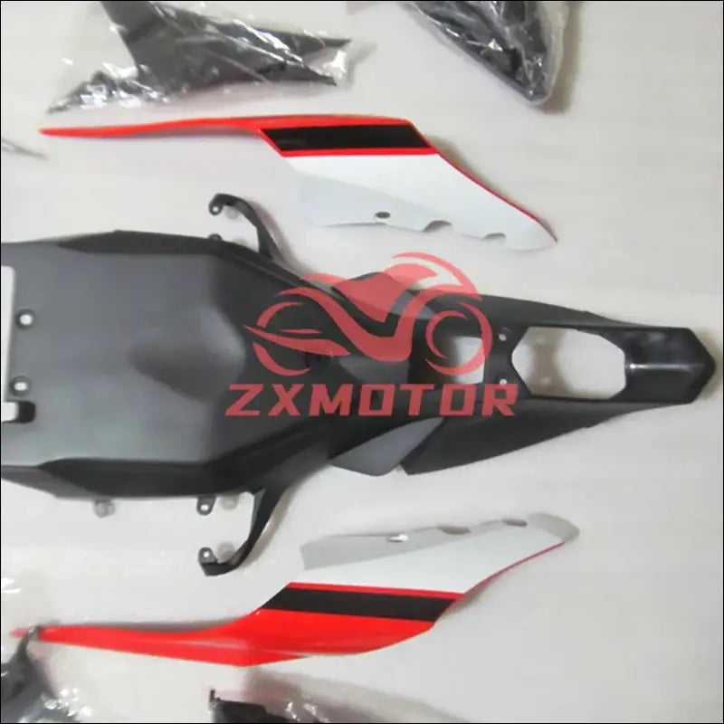 Yamaha YZF-R1 R1M 2015-2018 | Komplettes Verkleidungskit in verschiedenen Designs