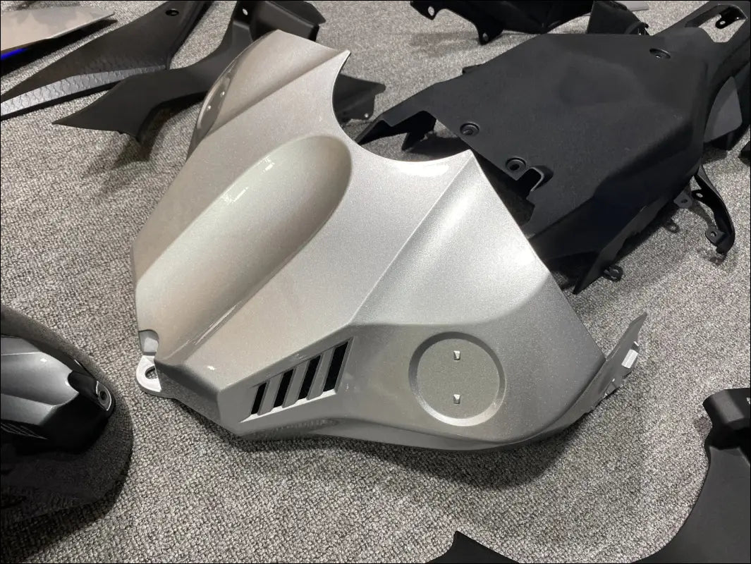 Yamaha YZF-R1 R1M 2015-2018 | Komplettes Verkleidungskit in Verschiedenen Designs
