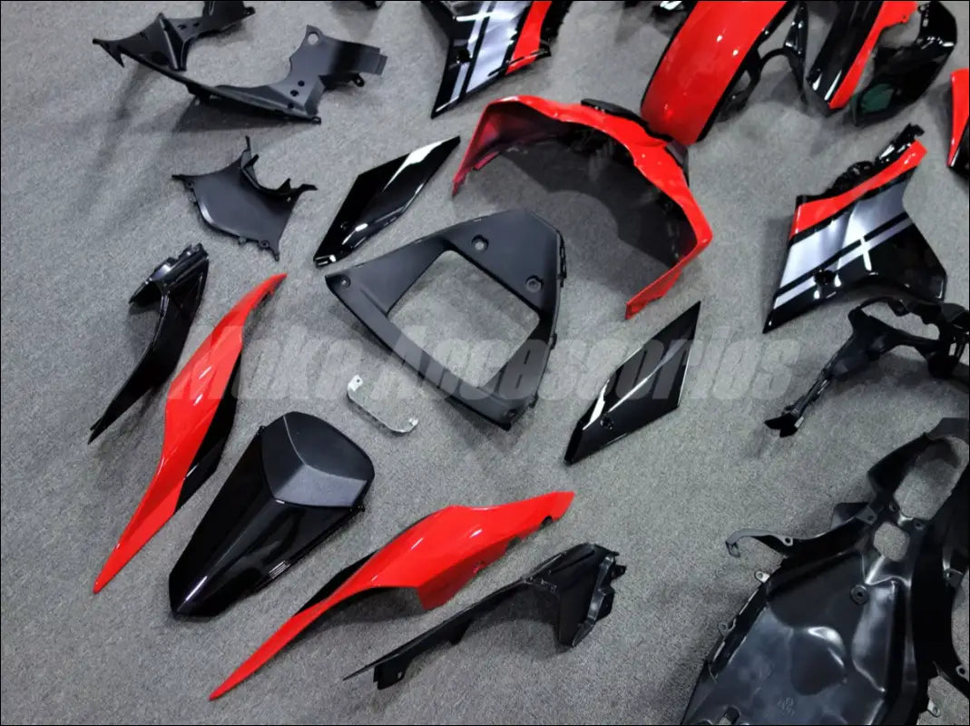 Yamaha YZF-R1M Verkleidung Rot Schwarz (2020-2023) - Standard